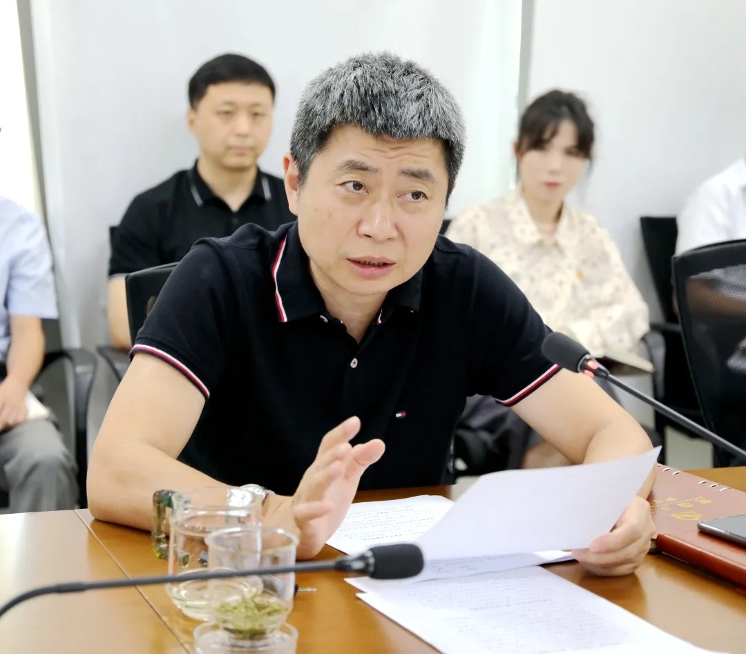 用實(shí)干實(shí)績實(shí)效推動(dòng)高質(zhì)量發(fā)展丨北汽財(cái)務(wù)召開干部大會(huì)鞏固深化主題教育成果